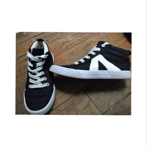 Girls high top shoes